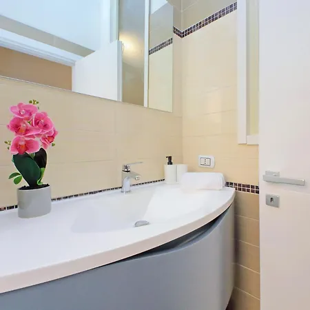 Alba Re Di Apartamento Roma